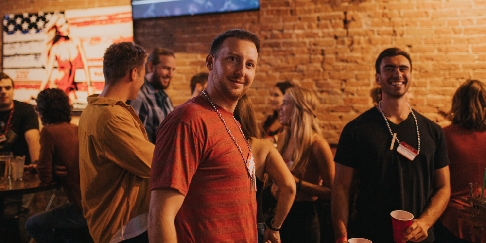 What to Wear at a Pub: Tips to Style in Different Ways – Indiye